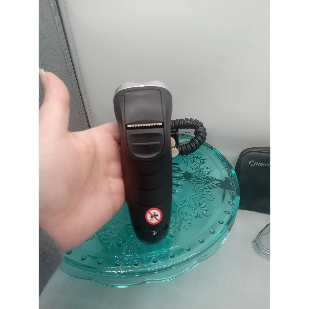 Philips Norelco Closecut Rechargeable Cordless Shaver 6955XL Tested‎